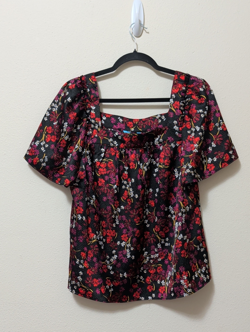 Draper James Black Square-Neck Floral Blouse with Red and Pink Accents